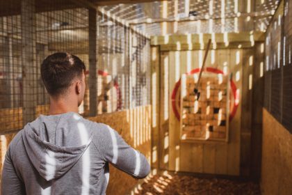 Tapnell Farm Axe Throwing