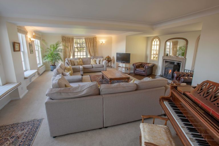 Tapnell Manor Living room